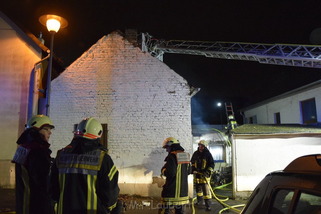 Feuer 2 Koeln Porz Langel Hinter der Kirche P050.JPG - Miklos Laubert